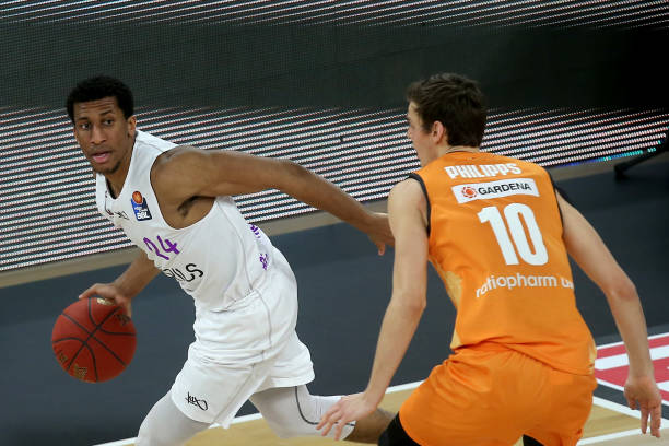 在不利局面 在不利局面