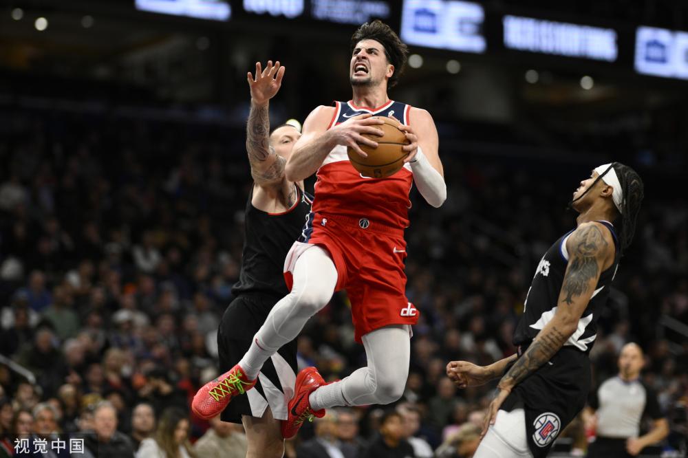 占据优势 占据优势